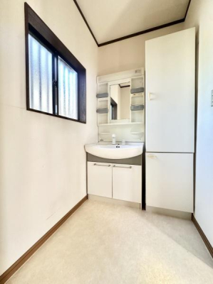 ���ʑ�E���ʏ� ���ʎ��͂�Ƃ肠��L���Ŗ����̏��������K�ł��B���ʑ���[�ɂ́A������p�i��X�L���P�A�p�i�Ȃǂ���������[�ł���悤�X�y�[�X���[�����Ă��܂��I�������芷�C���\���ɍs���܂��I