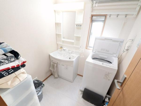 ���ʑ�E���ʏ� �傫���Đ[�����ʃ{�E���ƈ����o����n���h�V�����[����������g������̗ǂ��V�����v�[�h���b�T�[�B�L���r�l�b�g�̂ق��ɍ��E�ɍ��v6�̎��[�X�y�[�X���t���Ă��܂��I