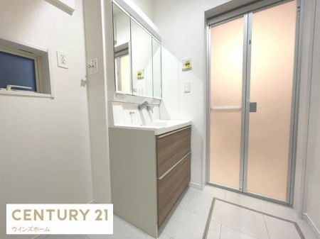 ���ʑ�E���ʏ� �O�ʋ��t�����ʉ��ϑ�B���킹���Ō��̃X�^�C�����O�����K�B���̌��͎��[�ɂȂ��Ă���̂ŁA�ׁX�������̂����[�ł��A�X�b�L���Ƃ������ʉ��ɁB