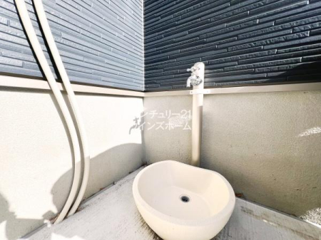 ���̑����n �O���������p�ӂ��܂����I�A���̐����⃌�W���[�p�i��������A��ԂȂǂ��ł���̂ŁA�O�ɐ���������Ƒ�ϕ֗��ł��I