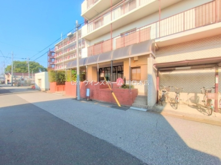 �G���g�����X -