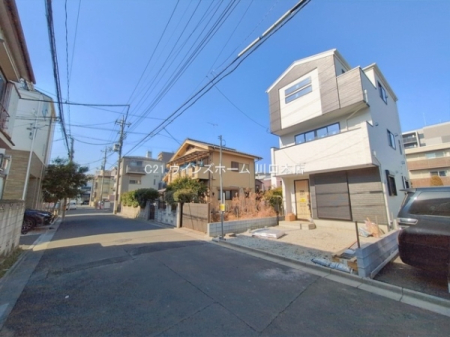 �O�ʓ��H�܂ތ��n�ʐ^ -