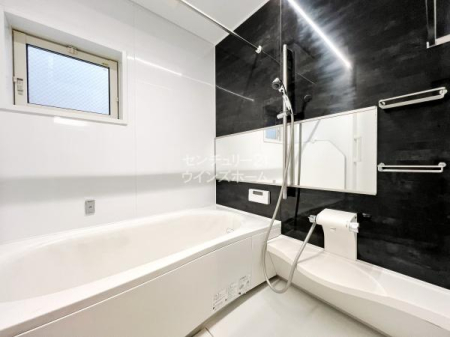 ���� �o�X���[���͈���̔���������났�̏ꏊ�ł��B�ǂ������@�\���ڂōŌ�ɂ����C�ɓ�����ɂ����K�ȃo�X�^�C�������߂������������܂��I����ɒg�[�����@�t���Ȃ̂ňߗފ������Ƃ��Ă��劈��ł��I