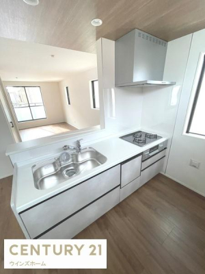 �L�b�`�� �l�C�̑Ζʎ��L�b�`���̓��r���O�A�_�C�j���O����]�ł��܂��I�L�b�`���͍�ƃX�y�[�X���L�X�A���[�ɂ�����܂���I�Ǝ��̎��Z��������H��@�t���ł��I