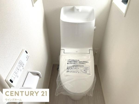 �g�C�� �g�C���͂P�E2�K�ɐݒu����A�V�����[�g�C������������Ă���̂Ŏg�p��̓X�b�L���u���I