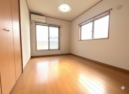 �Q�� �O���̂��Ȃ��o�����X�̎�ꂽ�z�F�̓C���e���A�̔z�u�����₷���͗l�ւ����y���߂����ł��ˁI