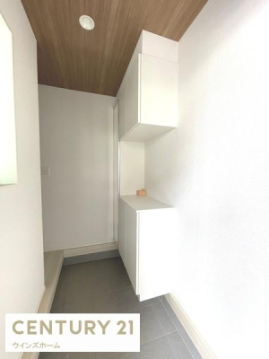 ���� ������Ƃ������邢���ւ́A�L�x�Ȏ��[�ŃX�b�L���ƕЕt���A�������̂����ۂɁB�����̏o���肪���K�ɂȂ�@�\�I�ȋ�Ԃł��B