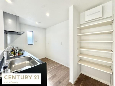 �L�b�`�� �r���g�C���H��@�t���̃V�X�e���L�b�`���ŉƎ��̕��S���y���A�Z�����p�p�}�}���T�|�[�g���܂��I