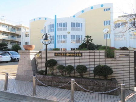 ���ӊ� �y���w�Z�z�������܎s���Y�a�ʏ����w�Z�F750�u