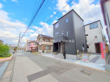 �O�ʓ��H�܂ތ��n�ʐ^ -