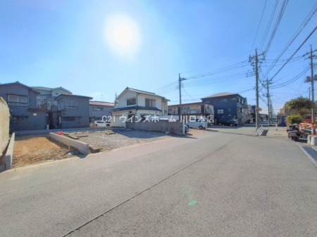 �O�ʓ��H�܂ތ��n�ʐ^ -