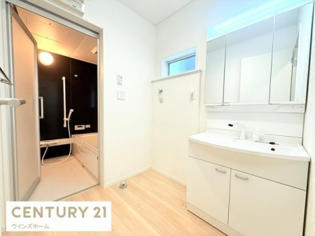 ���ʑ�E���ʏ� ���ʎ��͂�Ƃ肠��L���Ŗ����̏��������K�ł��B���ʑ���[�ɂ́A������p�i��X�L���P�A�p�i�Ȃǂ���������[�ł���悤�X�y�[�X���[�����Ă��܂��I�������芷�C���\���ɍs���܂��I