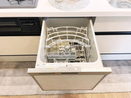 �L�b�`�� �L�b�`���ɂ͐H��@�������I��􂢂ɔ�א��̎g�p�ʂ����Ȃ��čς݁A�������ŏ��ی��ʂ�����A��������X�b�L���I��Еt���̎�Ԃ��Ȃ���̂ŁA�H��͂�����肵�ł��܂��ˁB