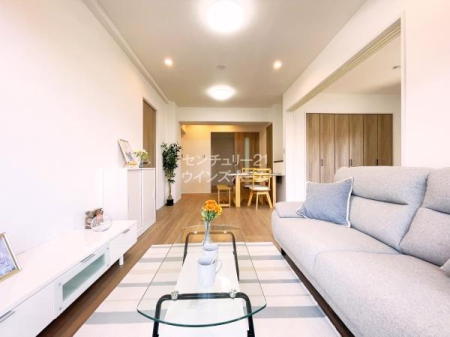 ���r���O ���r���O�ɂ͗m�����אځB���q�l�������������͕������L���āA�傫�ȗV����u����̂ł̂т̂тƗV�΂��Ă������܂��I����������Ԏd�؂�����ċ����ɂ���ȂǁA���Ƒ��̕ω��ɍ��킹�ĊԎ��̕ύX���\�ł��I