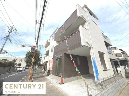 �O�ʓ��H�܂ތ��n�ʐ^ �O�ʓ��H�͓쓌��4m�E�쐼��12m���H�B�z�����ӂ�A���ʂ��ǍD�I�Â��ŗ����������Z��X�ł��I