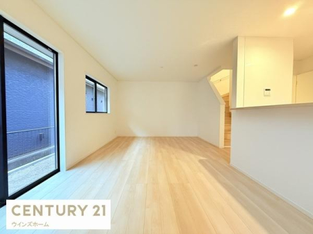 ���r���O �o���R�j�[�ւƂȂ���傫�ȑ���������������ރ��r���O�I�_�C�j���O�ƃ��r���O���g�������₷���Ԏ��B���ʂ����ǍD�Ŋ��C�����₷���ł��I