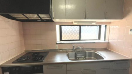 �L�b�`�� ��������̂Ŗ��邭�A���C�����₷���ł��I�����ɏW���ł���L�b�`���I���[�����Ղ�B