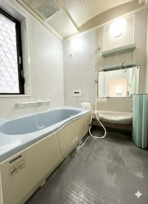 ���� �������薾�邢�����C�X�y�[�X!�S�Ɛg�̂����t���b�V������������̋�Ԃł�����o�X���[���I
