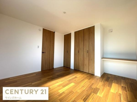 �m�� �m��6.5���̓N���[�[�b�g2�J���t���I���v�w�ŕ����Ă�������肨�g�����������܂��I�J�E���^�[�t����PC��Ƃ�Ǐ����A��ƕ����Ƃ��Ă��֗��ɂ��g�����������܂��B