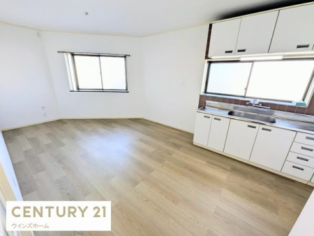 ���r���O �_�C�j���O�X�y�[�X���L�X�I�Ƒ��Ƃ̂Ȃ�������������Ԃł��B