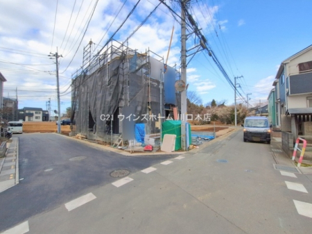 �O�ʓ��H�܂ތ��n�ʐ^ -