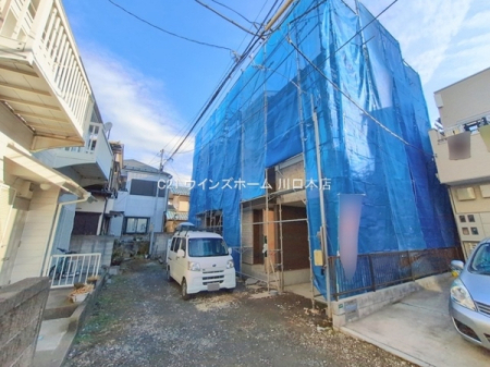 �O�ʓ��H�܂ތ��n�ʐ^ -