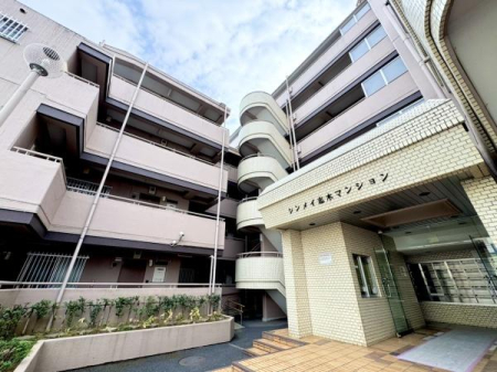 �G���g�����X -