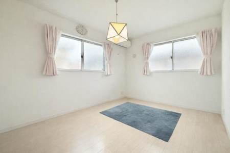 �m�� ���������̌���������������ꂽ���邢�����I�Q���ɂ��q�������ɂ��҂�����̋�Ԃł��I�����n�ʐ^�����H�����b�f�摜�ł��B