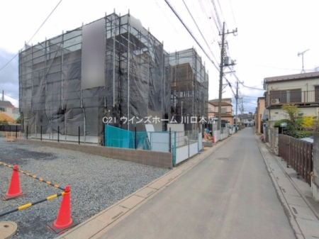 �O�ʓ��H�܂ތ��n�ʐ^ -