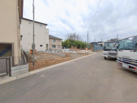 �O�ʓ��H�܂ތ��n�ʐ^ -