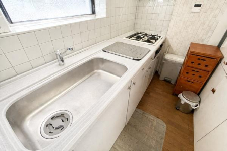 �L�b�`�� ���C�h�ȃV���N�ƍ�ƃX�y�[�X���m�ۂ����L�b�`���B�􂢕������₷���A��������L�����ߍ�ƌ����̗ǂ������͂ł��B��CG�ɂĉו��������Ă���܂�