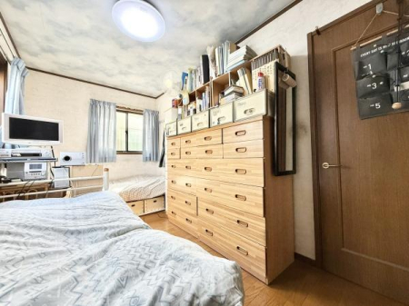 �m�� 3�K��2���������1�K�m���̃G�A�R���́A2�N�O�ɐV�K�����ς݁B������p��}���āA���̂܂܉��K�ɂ��Z�܂����������܂��B