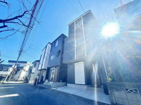 �O�ʓ��H�܂ތ��n�ʐ^ �ՐÂȏZ��X�B���ӊ��ǍD�ł��I