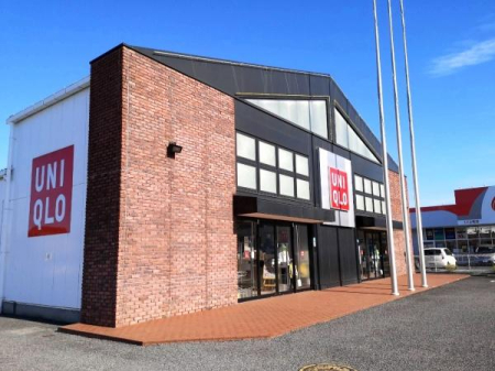 ���ӊ� �y�V���b�s���O�{�݁z���j�N���Y�a���c�E�X�F400�u