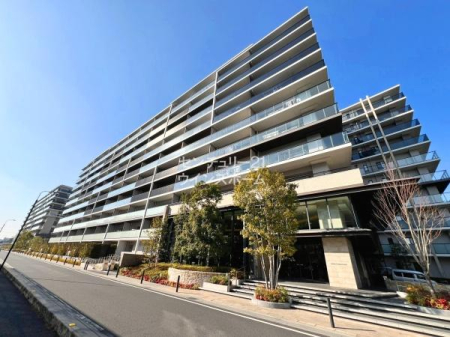 ���n�O�ώʐ^ 20223�N�z�I���������̐V���ȃV���{���ƂȂ�悤��10�K���ă}���V�����ł��I�Q�X�g���[���E�L�b�Y���[���E�e�����[�N���[���E�t�B�b�g�l�X���[���ȂǏ[���̋��p�{�݂ŉ��K�ȃ}���V�������C�t�����񋟂��܂��I