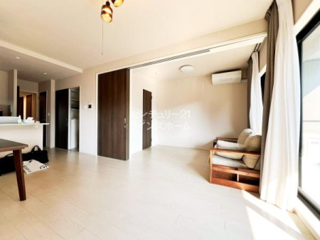 ���r���O ���r���O�ɂ͗m�����אځB���q�l�������������͕������L���āA�傫�ȗV����u����̂ł̂т̂тƗV�΂��Ă������܂��I����������Ԏd�؂�����ċ����ɂ���ȂǁA���Ƒ��̕ω��ɍ��킹�ĊԎ��̕ύX���\�ł��I