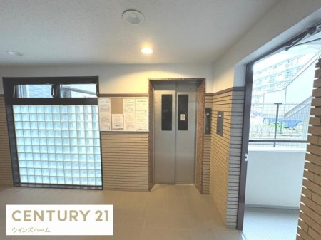 ���̑����p�� �G���x�[�^�[�t���ŏ�艺������N���N�I