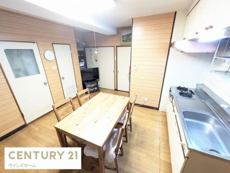 ���r���O�ȊO�̋��� �_�C�j���O�L�b�`����7.5���I���H��������X�y�[�X����������m�ۂ���Ă���܂��I�i�Q�l�ʐ^�j