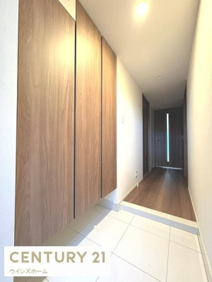 ���� ���ւ́A��e�ʂ̎��[�X�y�[�X�������ς��A�C�⏬�����������萮���ł���@�\�I�ȋ�Ԃł��B