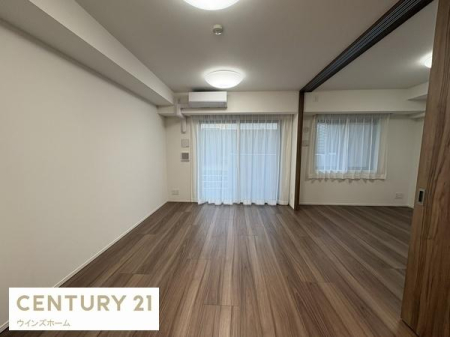 ���r���O �אڂ���5.5���̗m���ƂȂ��čL�X���g�����������܂��I