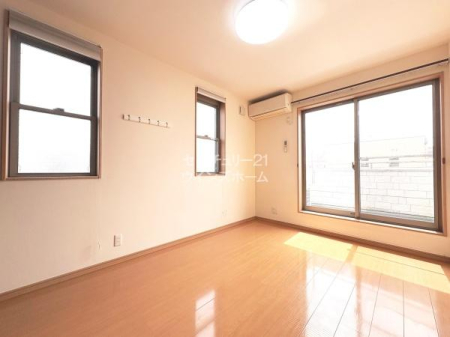 �m�� �S��2�ʍ̌��̊p�����݌v�I������̂������̓o���R�j�[�ɖʂ��Ă���̂ŁA���邢�z�����������ݐS�n�悢�����ʂ蔲���܂��B