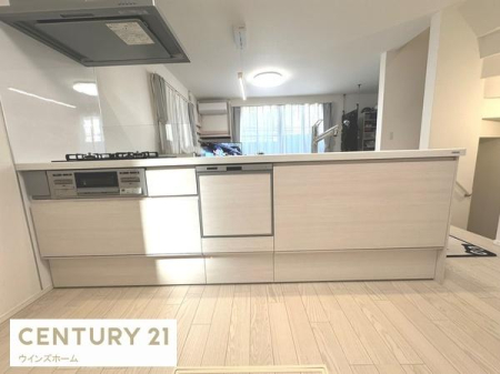 �L�b�`�� �r���g�C���H��@�t���̃V�X�e���L�b�`���ŉƎ��̕��S���y���A�Z�����p�p�}�}���T�|�[�g���܂��I