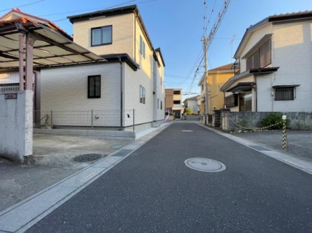 �O�ʓ��H�܂ތ��n�ʐ^ �����������Z��X�I�쐼��4�������B���ӊ��ǍD�ł��B