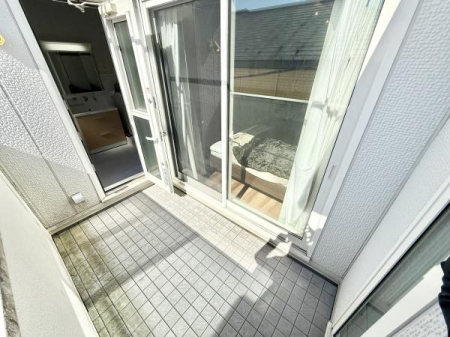 �o���R�j�[ -