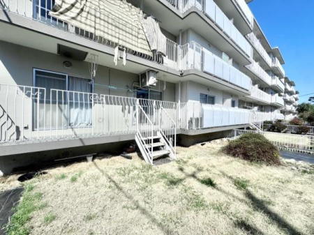 �� �z������ǍD�I�K�[�f�j���O��ƒ�؉��A���q�l�̗V�я�ɂ��҂�����̋�Ԃł��B