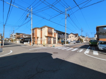 �O�ʓ��H�܂ތ��n�ʐ^ -