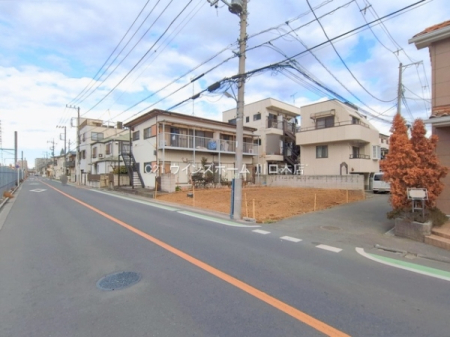 �O�ʓ��H�܂ތ��n�ʐ^ -