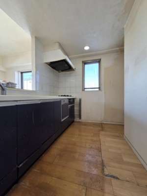 �L�b�`�� �J�����̂���J�E���^�[�L�b�`�����̗p�B���r���O�E�_�C�j���O�Ƃ̈�̊�������A���Ƒ��Ƃ̂Ȃ���������Ȃ��炨�������y���߂܂��B