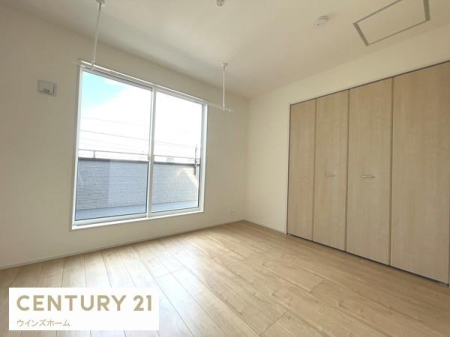 �m�� �o���R�j�[�ɖʂ����m����6���B�N���[�[�b�g�t���I����������������K�ȋ�Ԃł��낰�܂��I