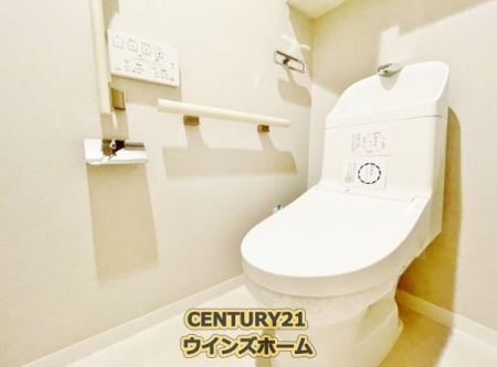 �g�C�� �g�C���̓V�����[��������������Ă���̂Ŏg�p��̓X�b�L���u���I�����ŉ��ꂪ�����邽�ߎ��̎g�p�p�x�����点���Ĕ��̖��C�����点����Ɖq���I�ł��I